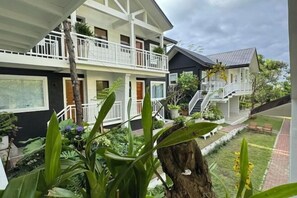 Interior - The Carmelence Place by Cerilos (Tagaytay)