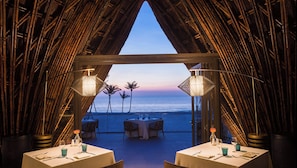 Restaurant - InterContinental Phu Quoc Long Beach Resort by IHG (Phu Quoc)