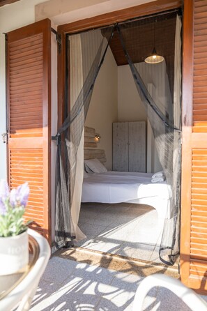 Studio, uitzicht op tuin | Terras