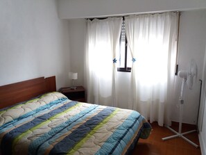 1 Schlafzimmer, Bügeleisen/Bügelbrett, kostenloses WLAN