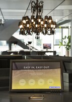 Mostrador para check-in y check-out
