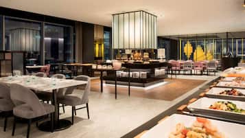 Se sirven desayunos, almuerzos y cenas