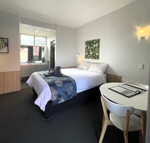 Queen Room - Northside Hotel Albury (Lavington)