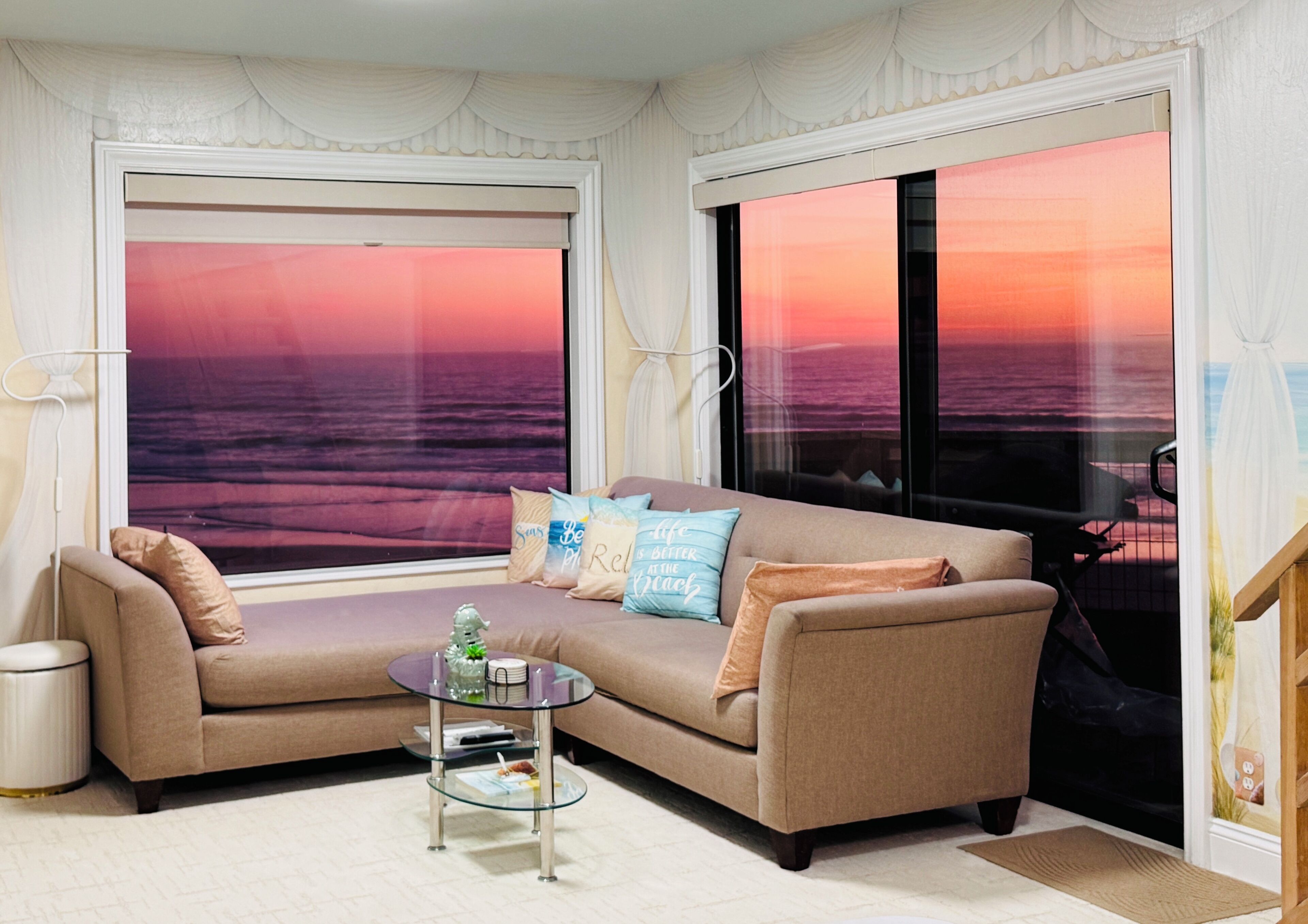 Smart TV, fireplace, DVD player, books