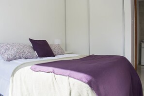 1 bedroom, premium bedding, desk, iron/ironing board