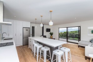 4 Bedroom House | Private kitchen