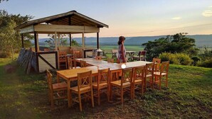 Tempat makan outdoor