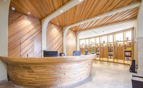 Qingteng Sushe Art Hotel