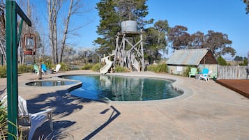 Outdoor pool, pool loungers