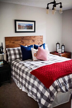 2 habitaciones, tabla de planchar con plancha y wifi gratis 