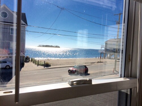#2 Beautiful Milford Beach Right Across Street - Charles Island/Silver Sands Pk