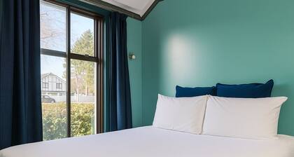Pure Motel