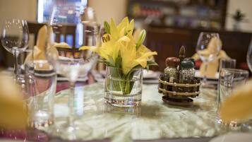 Lunch and dinner served, local and international cuisine