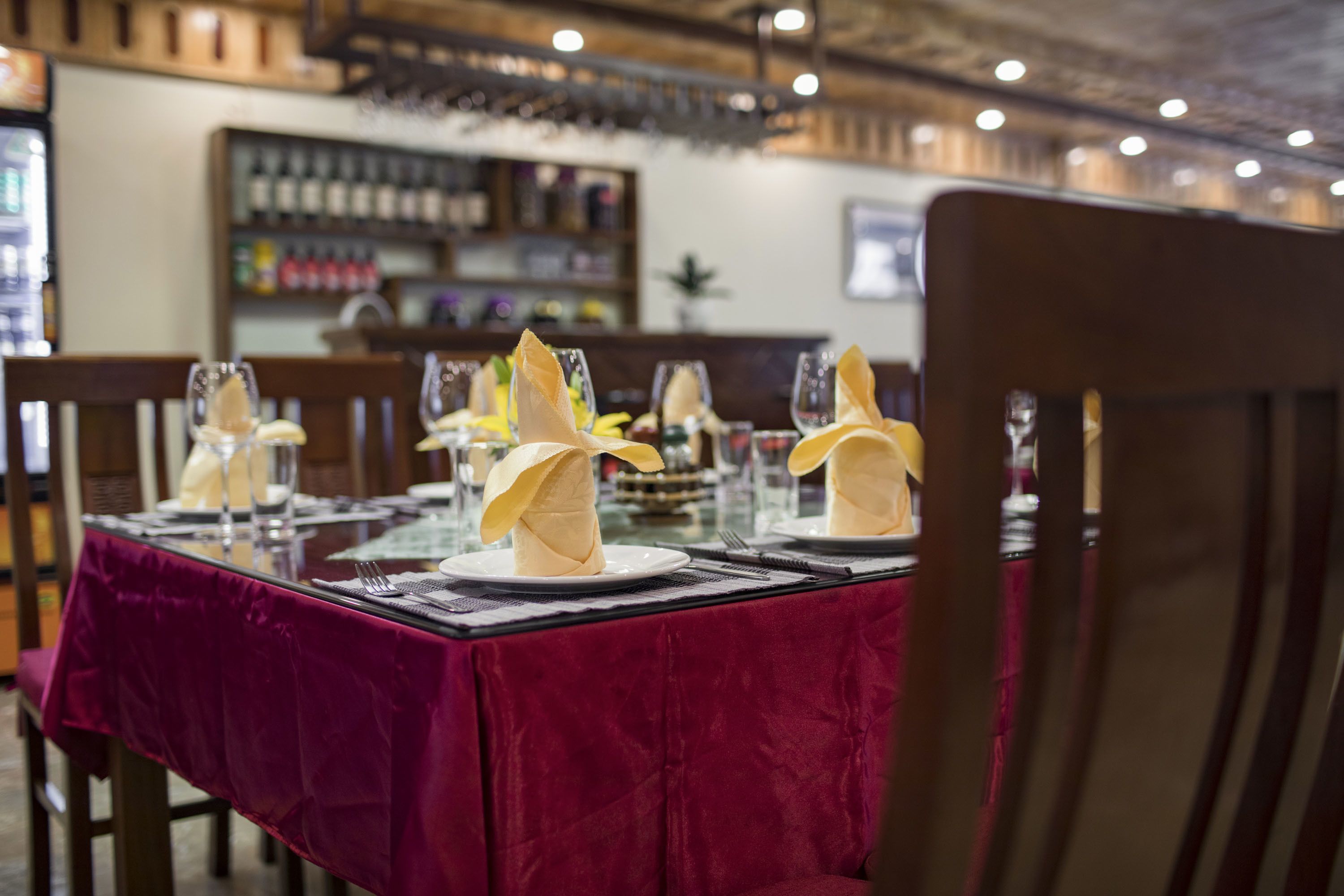 lunch and dinner served, local and international cuisine