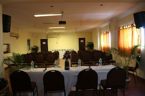 Meeting facility - Hotel Bashyam Park (Sriperumbudur)