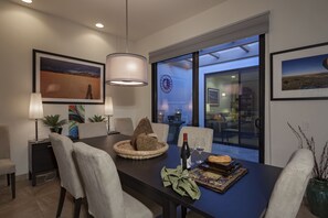 Dining - SAVE! Luxury PGA West Condo-Mountain Views, 4-Seater Golf Cart, Bikes & More! (La Quinta)