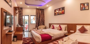 Premium Room | Desk, rollaway beds, free WiFi, bed sheets