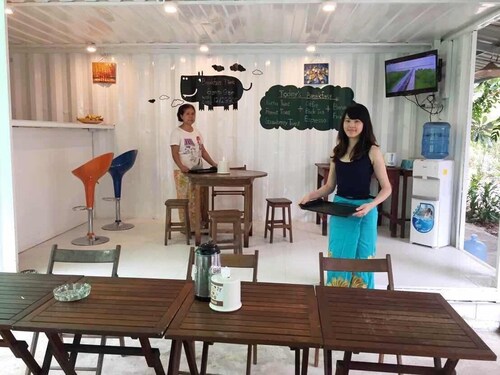 Roly Airport Residence