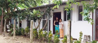 Roly Airport Residence