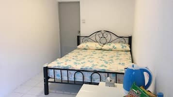 Standard Room | 1 bedroom, desk, free WiFi, bed sheets