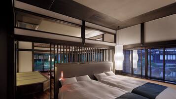 Down comforters, in-room safe, bed sheets, wheelchair access