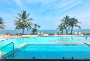 Unclassified image, 5 of 30, button - A2E - Ibiza Khao Tao Hua Hin (Pranburi)