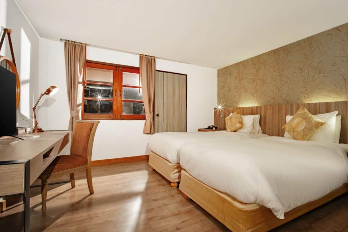 Ropa de cama de alta calidad, minibar, wifi gratis y ropa de cama