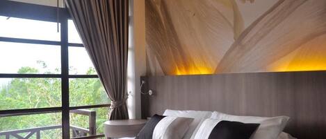Tree House Suite | Premium bedding, minibar, free WiFi, bed sheets