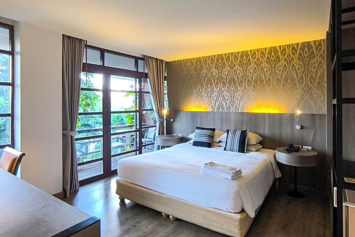 Deluxe Room With Mountain View | Luxe beddengoed, een minibar, gratis wifi, beddengoed