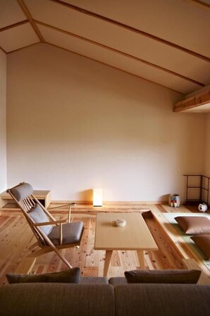 Interior - Resort Kumano Club (Kumano)