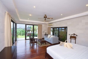 Premium bedding, desk, free WiFi - Villa Agong (Canggu)