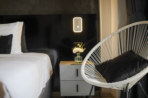 Deluxe Double or Twin Room, Pool Access | In-room safe, desk, laptop workspace, free WiFi - ETK Patong (Patong)