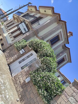 Façade de l’hébergement