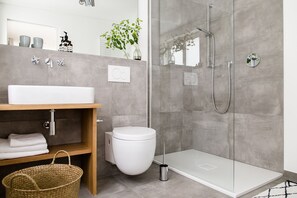 Regadera en el baño