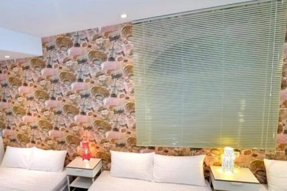 Quarto (8-Person) | Escrivaninha, cortinas blackout, Wi-Fi de cortesia