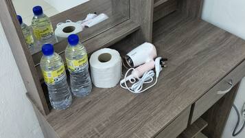 Rollaway beds, bed sheets