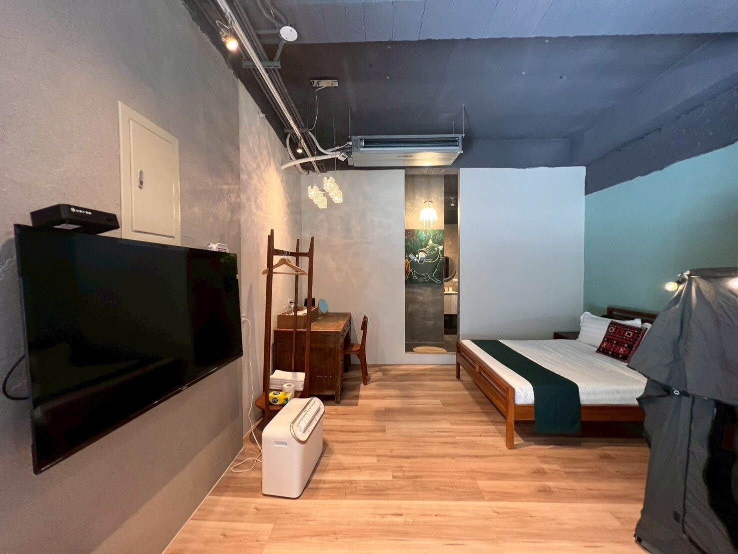 Habitación cuádruple Deluxe | 1 dormitorio, ropa de cama de alta calidad, edredones de plumas