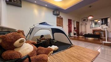 Family Apartment, Multiple Beds | Living area