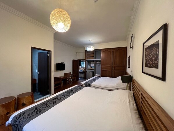Family Quadruple Room, 2 Queen Beds - Shan Yu Hai B&B (New Taipei City)