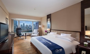 1 soverom, sengetøy av topp kvalitet, dundyner og senger med overmadrass