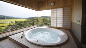 트래디셔널룸 (DeluxeJapanese Style,Jacuzzi,16tatami) | 욕실
