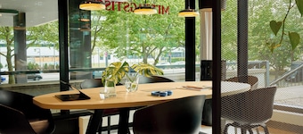 Numa Hamburg Fore