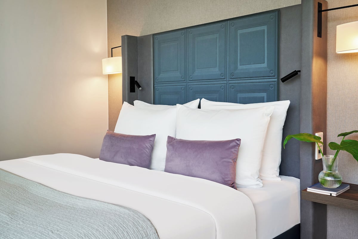 XL Studio, Kitchenette - Accessible | 1 phòng ngủ, bộ đồ giường cao cấp, két bảo mật tại phòng, bàn