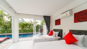 ลักซ์ชัวรี่วิลล่า | 4 ห้องนอน, ตู้นิรภัยในห้องพัก, ผ้าม่านกันแสง, เตารีด/โต๊ะรีดผ้า