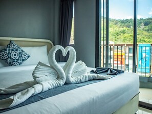 Superior-Doppelzimmer, 1 Queen-Bett | Minibar, individuell dekoriert, Schreibtisch, Verdunkelungsvorhänge