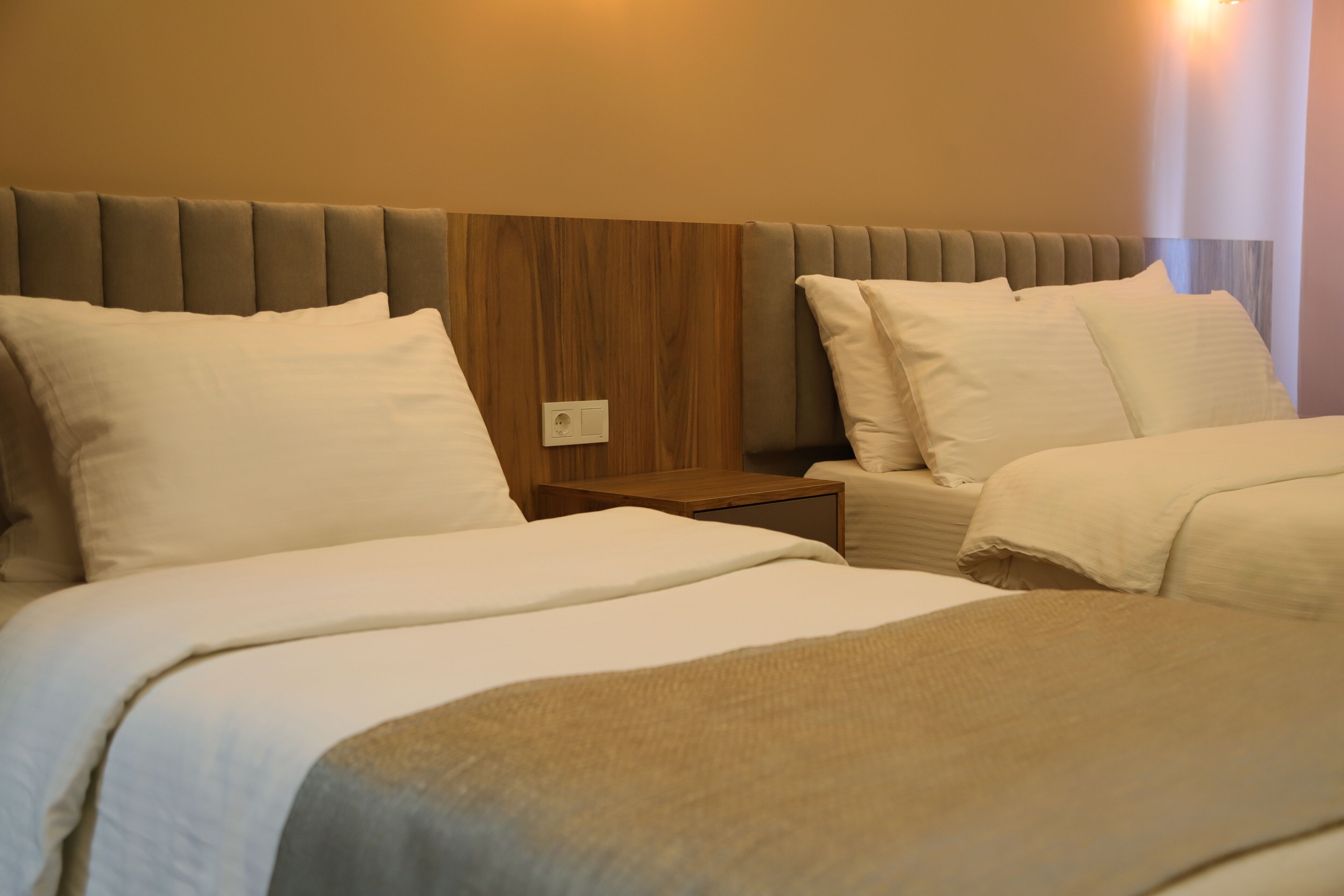 comfort room | 1 bedroom, minibar, desk, laptop workspace