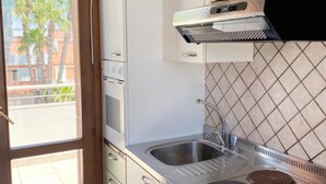 开间, 阳台 | 私人厨房 | 茶具/咖啡用具、烤箱、炉灶、厨具/餐具