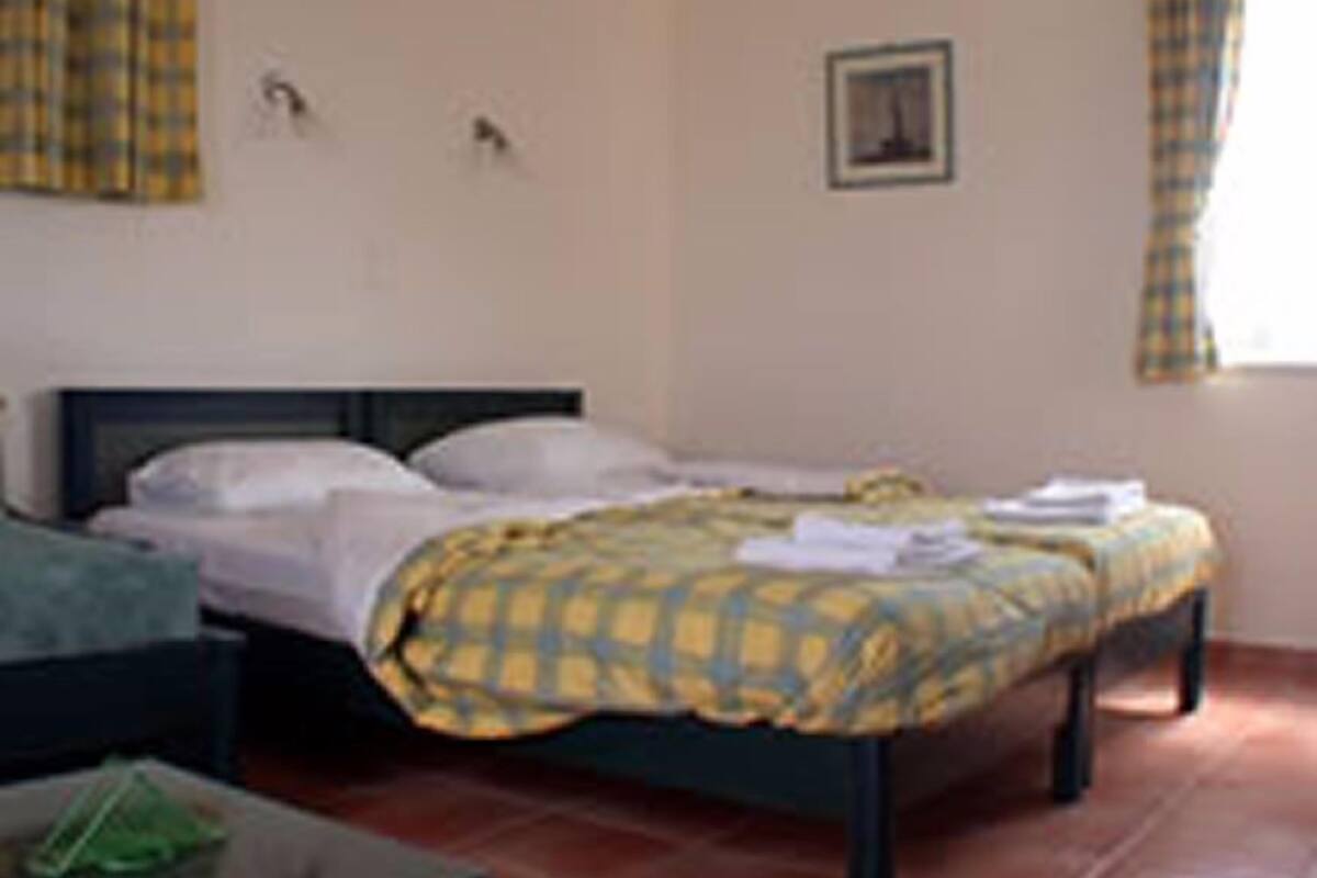 In-room safe, iron/ironing board, WiFi (free)