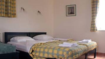 Zimmersafe, Bügeleisen/Bügelbrett, kostenloses WLAN