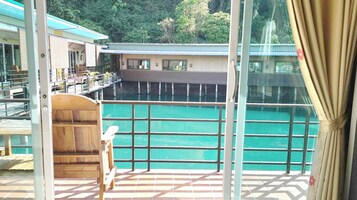 Family Room, Lake View | View from room